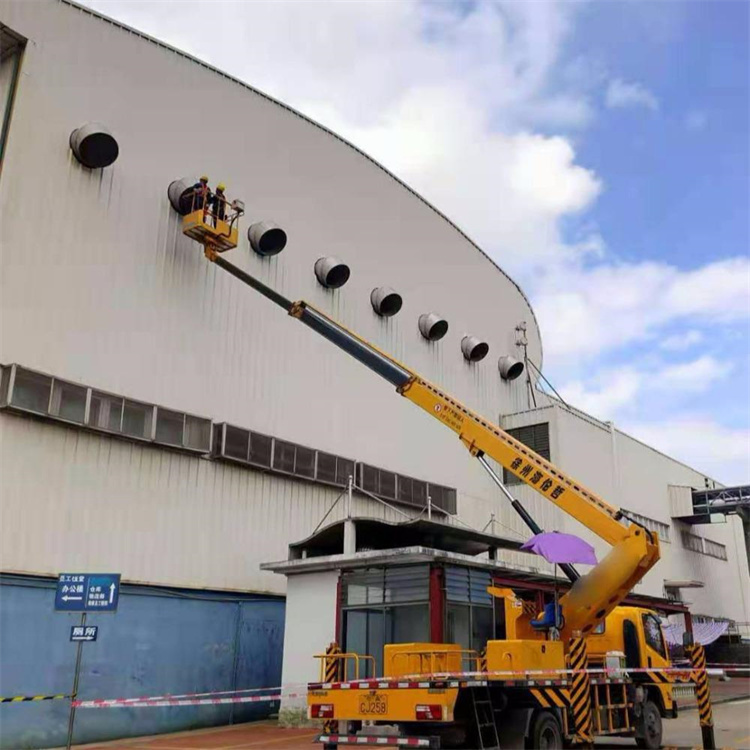 南朗镇高空作业车出租服务：专业广告牌安装解决方案