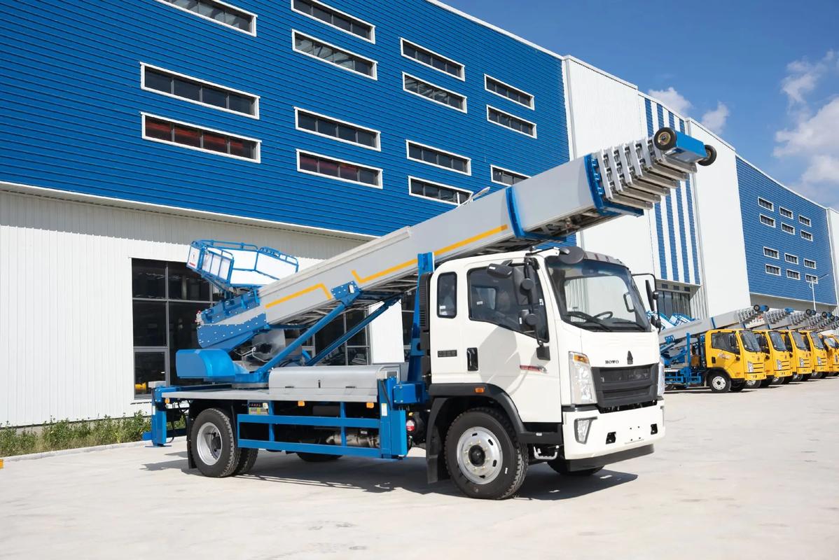 南朗镇出租云梯车高空作业车 建筑垃圾搬运