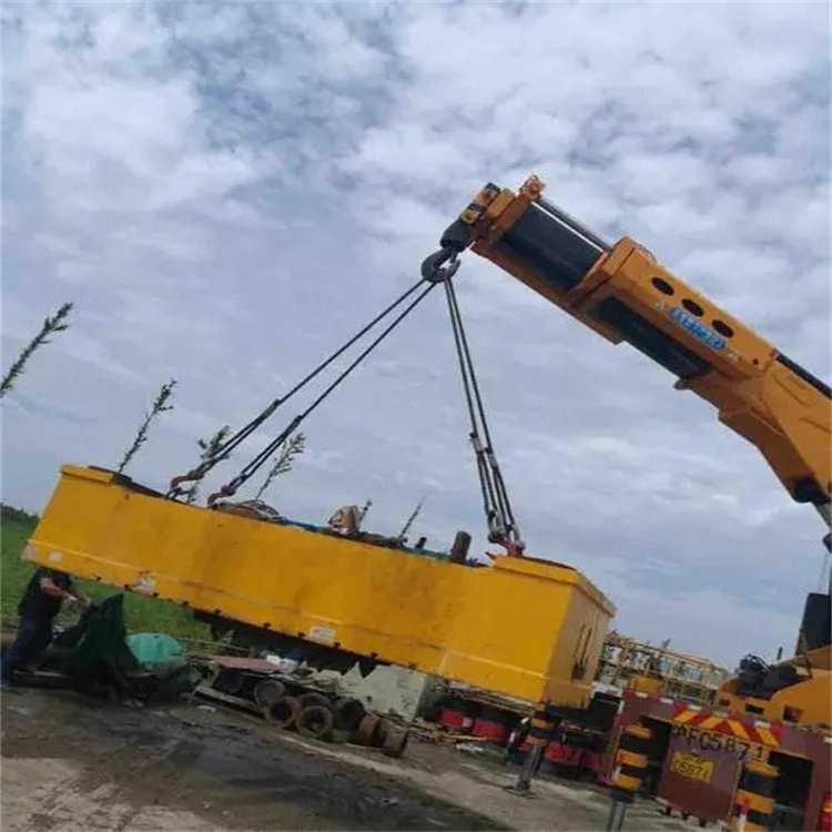 南朗镇随车吊吊集装箱怎么吊